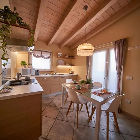 La Piazzetta Apartment *